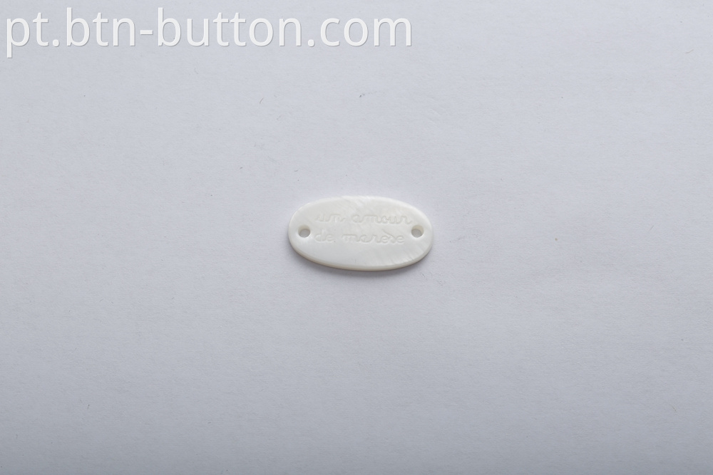 Natural shell buttons are used in high-end clothing